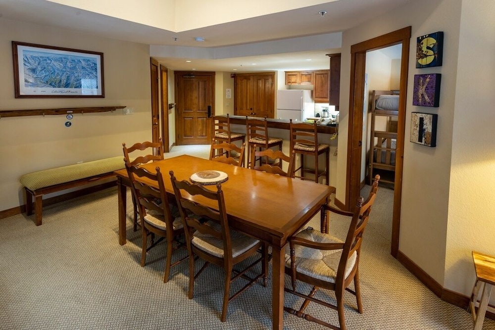 3323 - Two Bedroom Standard Powderhorn Lodge 2 Condo