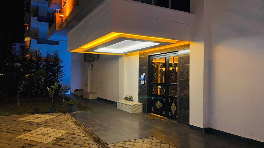 In+Residence view 4