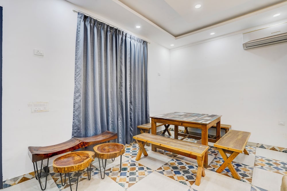 Alaya Stays Fortezza | Pet-friendly 6-BHK Farmhouse With Private Pool