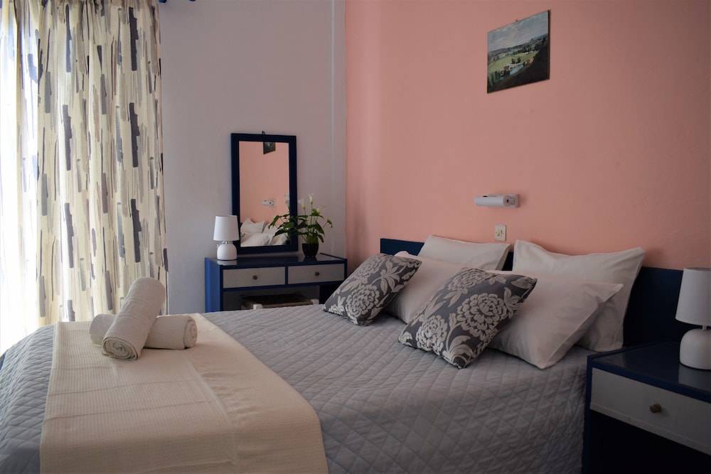 Paradise Apartments