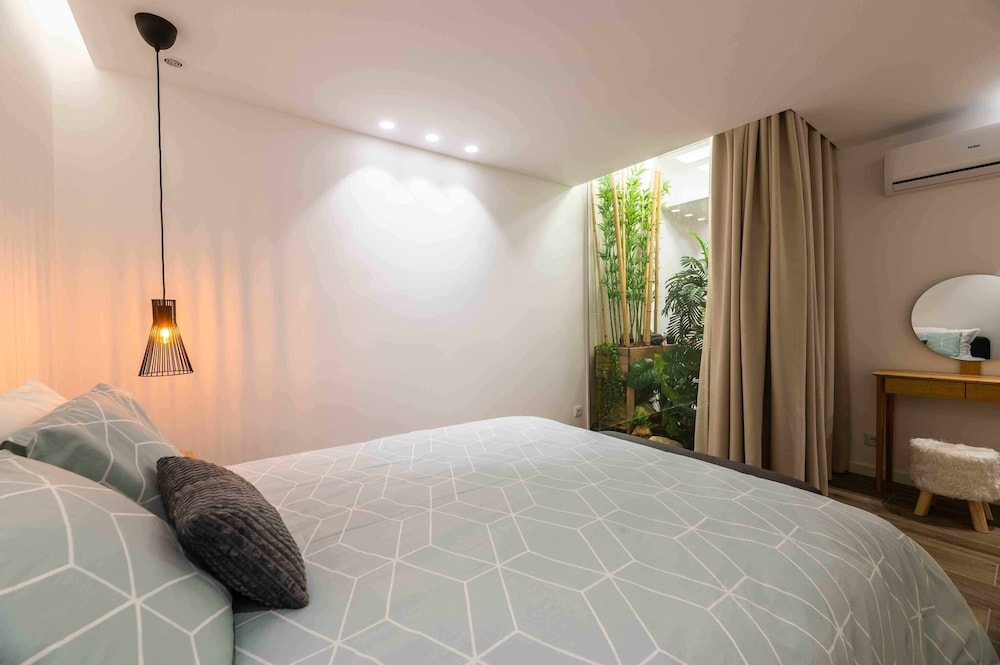 Downtown Albufeira 3-bedroom Luxury Apartment