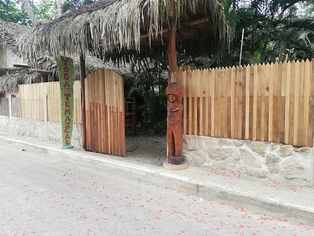 Hostal Rosa Mistica