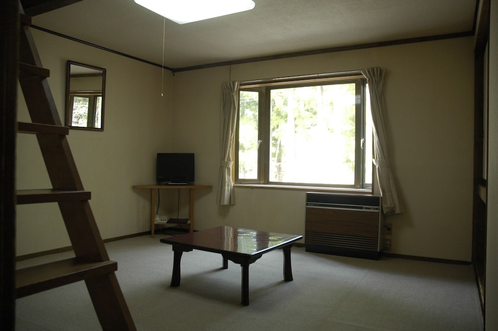 Hakuba Iwatake Lodge Gakuyuso