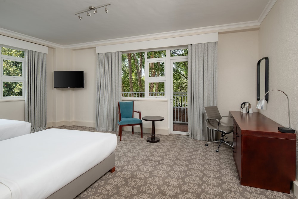 Johannesburg Vacations - Holiday Inn Johannesburg Sunnyside Park, an IHG Hotel - Property Image 67