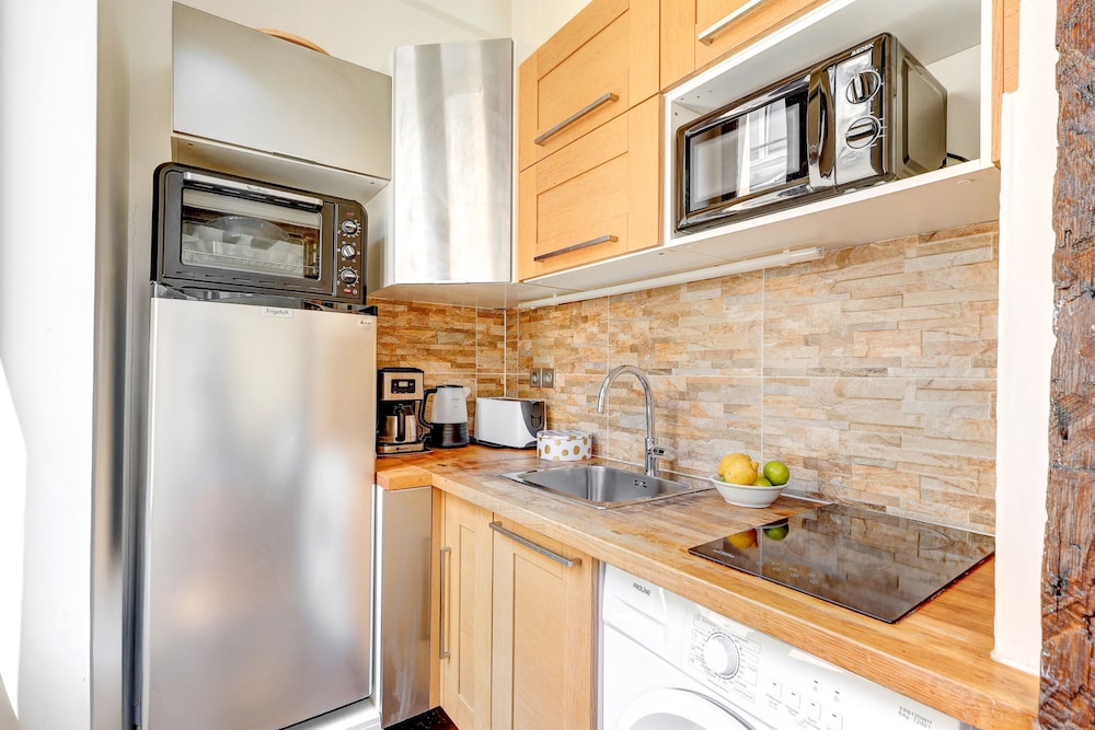 Comfy Flat for 4 - Central Le Marais