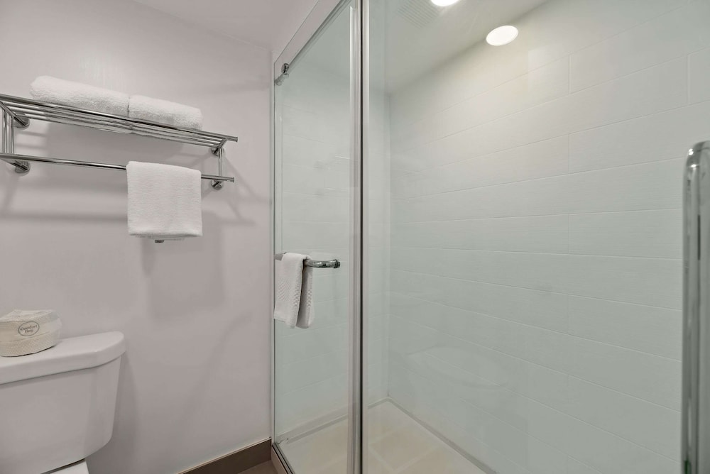 Flagstaff Vacations - Econo Lodge Flagstaff Route 66 - Property Image 11