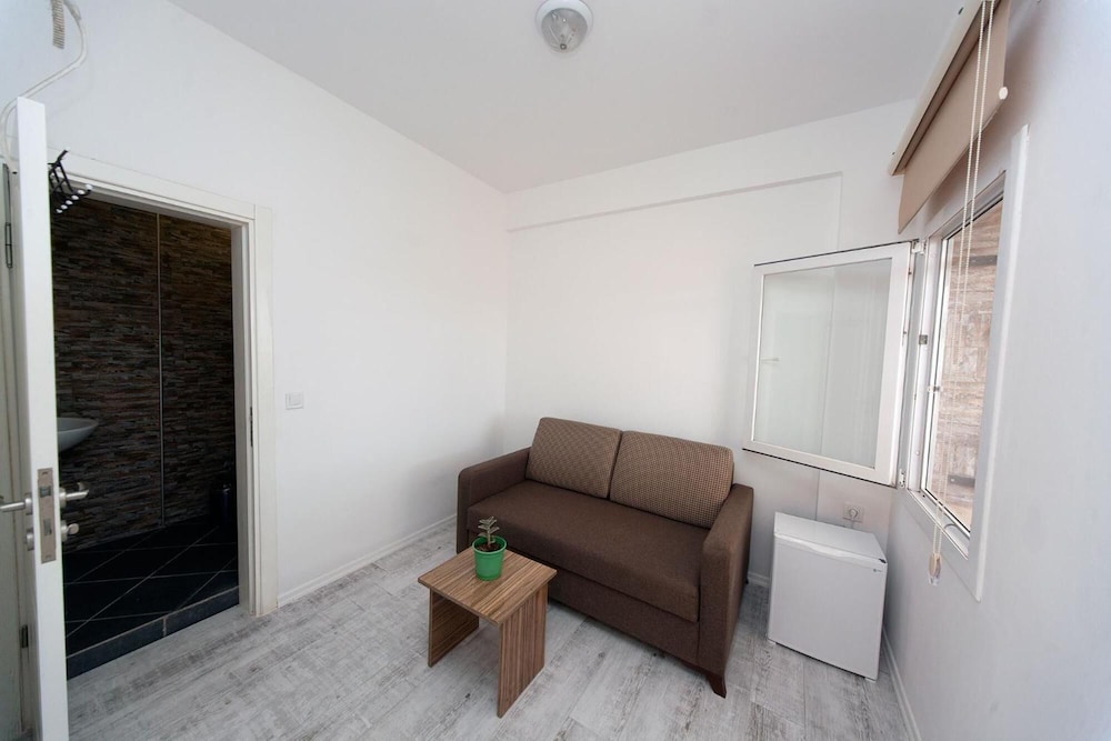 Metin's Gumusluk - Image 24