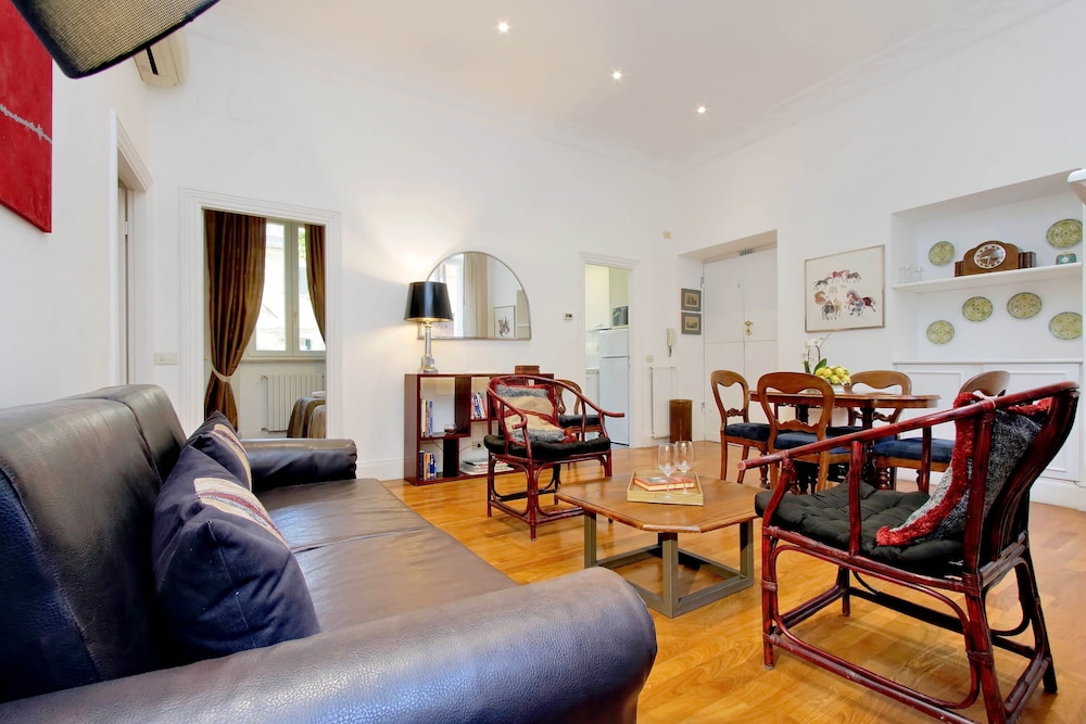 Croce - WR Apartments