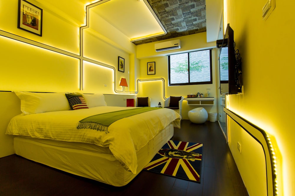 F One B&B