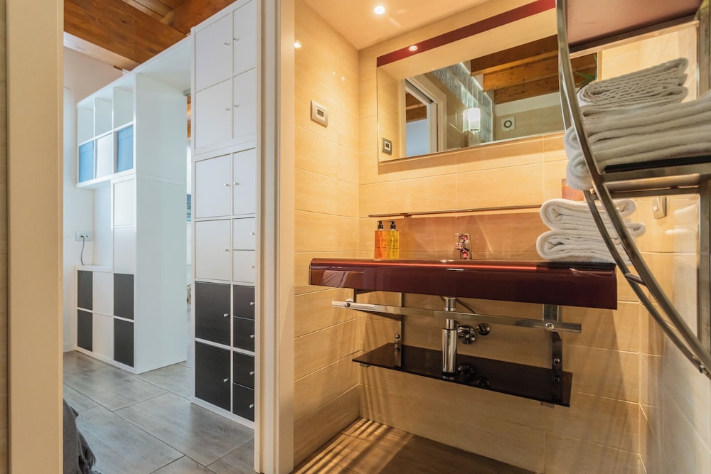 Domus in Como by Rent all Como