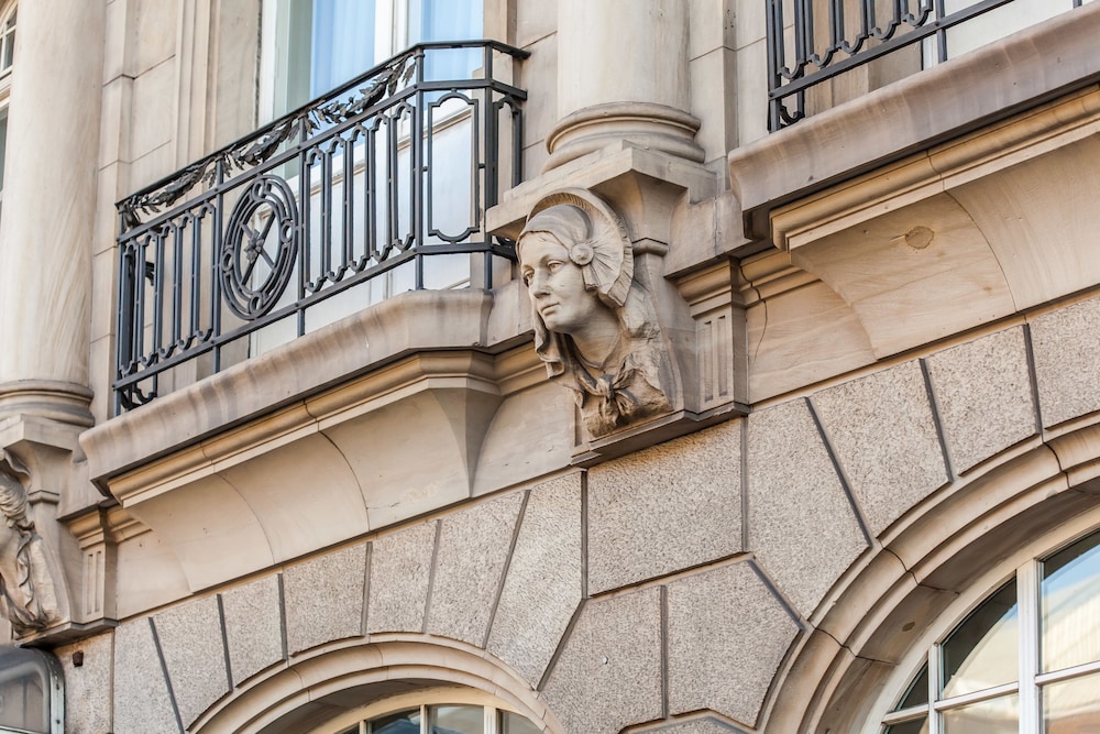 Frankfurt Vacations - Hotel Monopol - Property Image 22