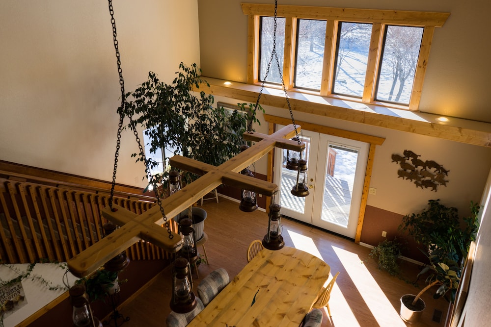 Buffalo Peaks B&B