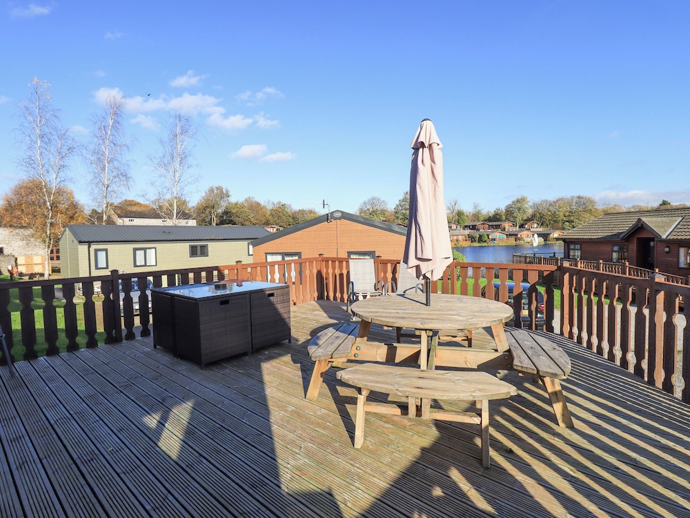 Kellet Lodge