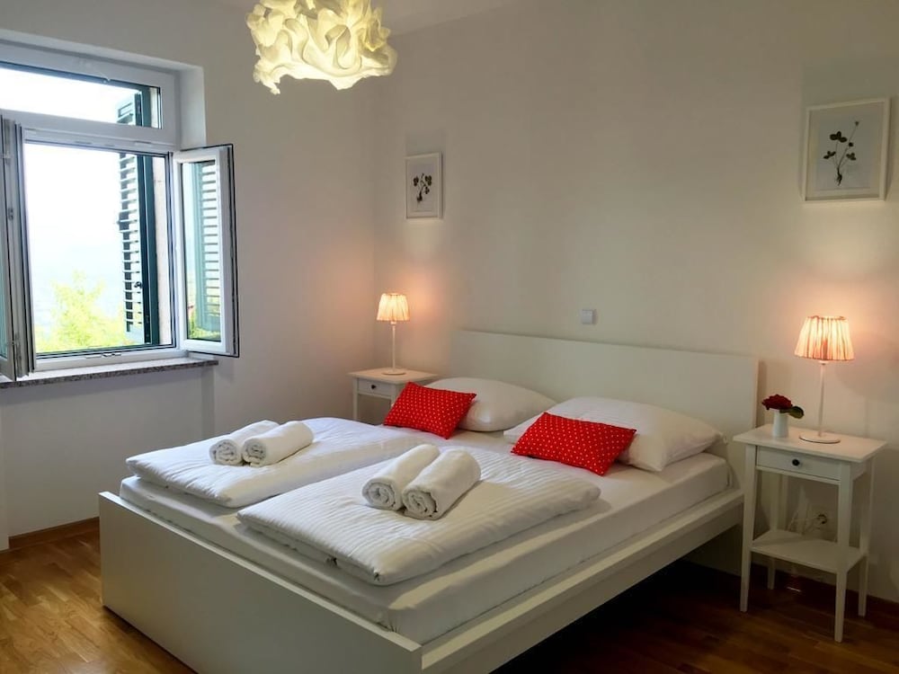 Villa Amare view 3