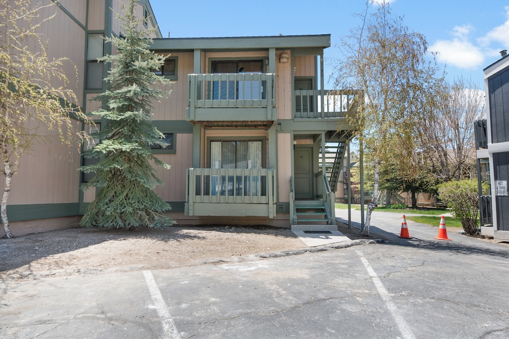 Snow Ridge Condo