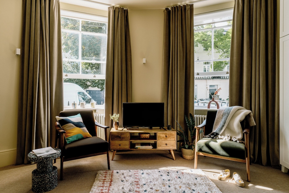 Mason & Fifth, Primrose Hill