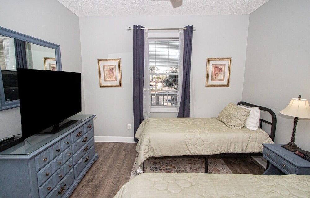 Magnolia Place 4709-203 2 Bedroom Condo