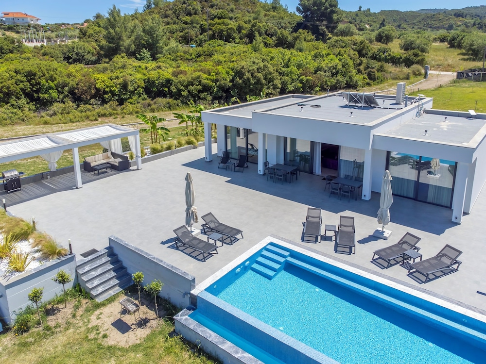 Continent Villas - Villa VIP