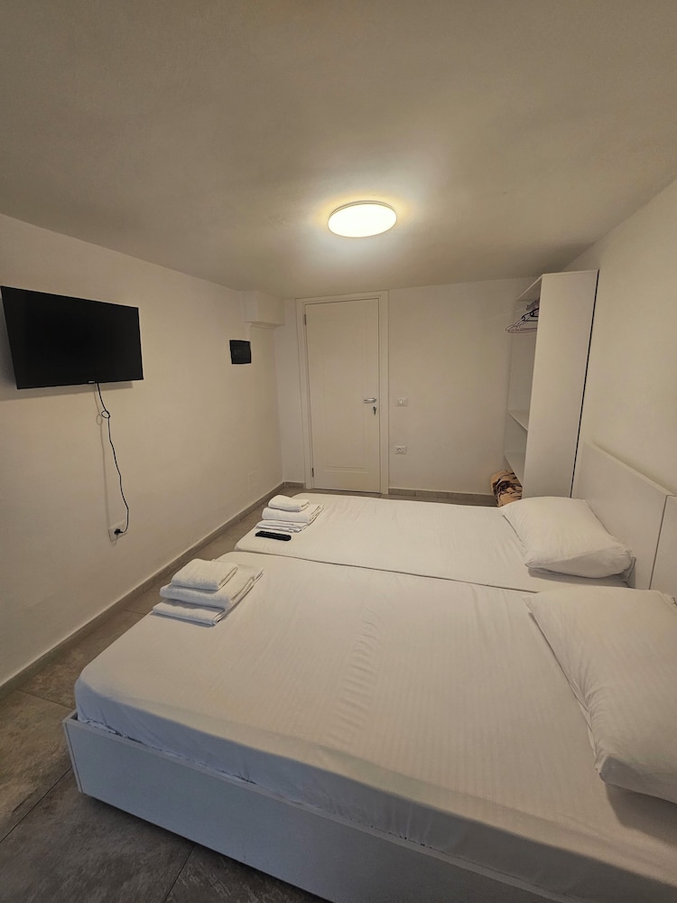 Enles Hotel
