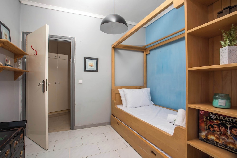 Villa Lilienne - Tranquil Escape With Private Garden Balcony