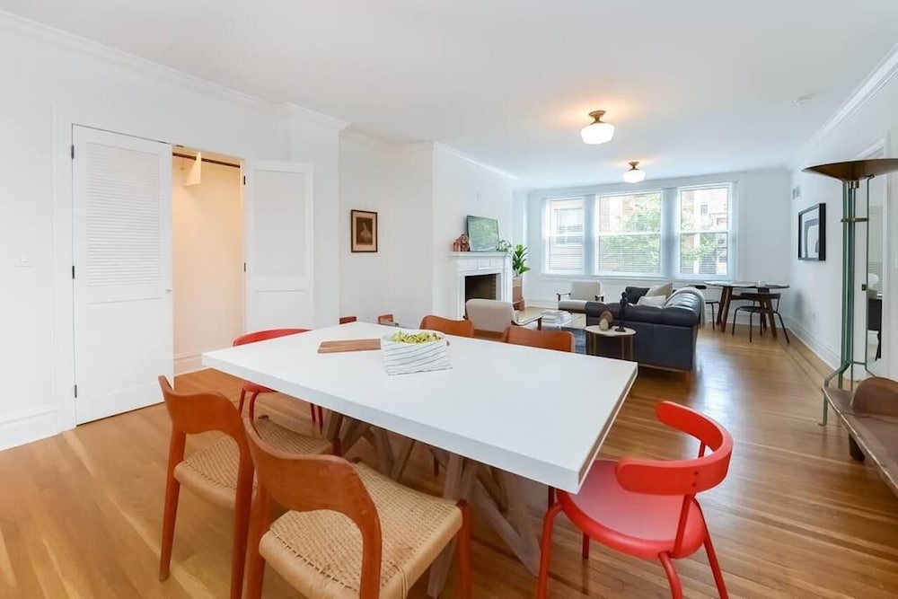 Touraine Unit 107 in Philadelphia view 4