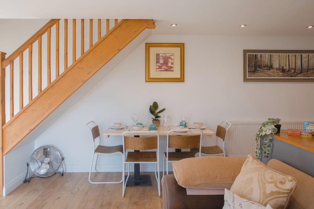 Beautiful Barn Conversion-Escape for 12