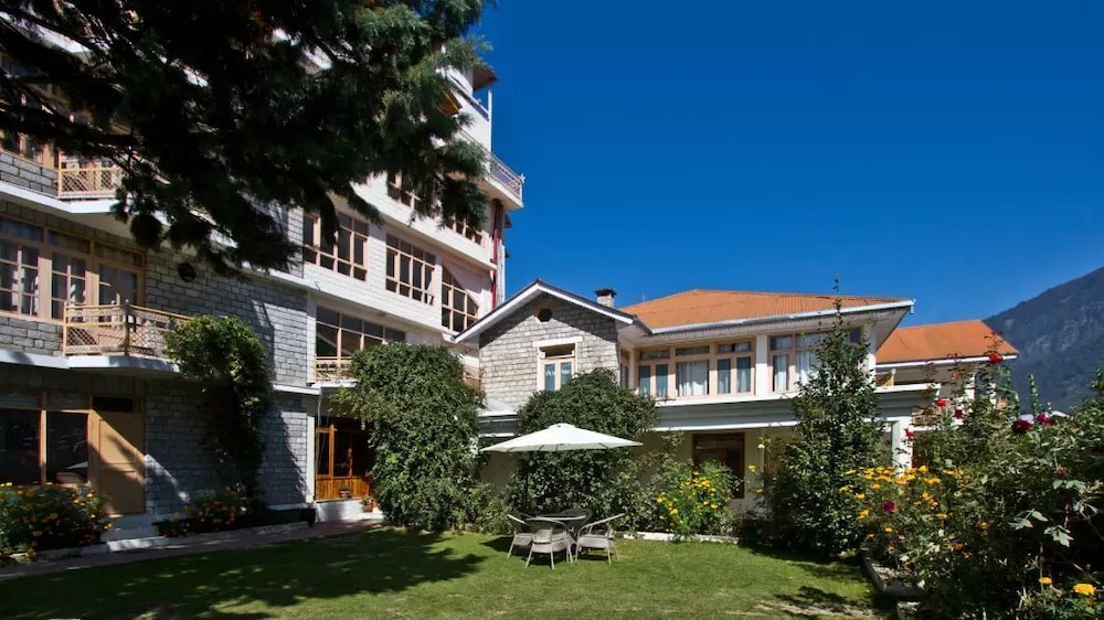Victory Resorts