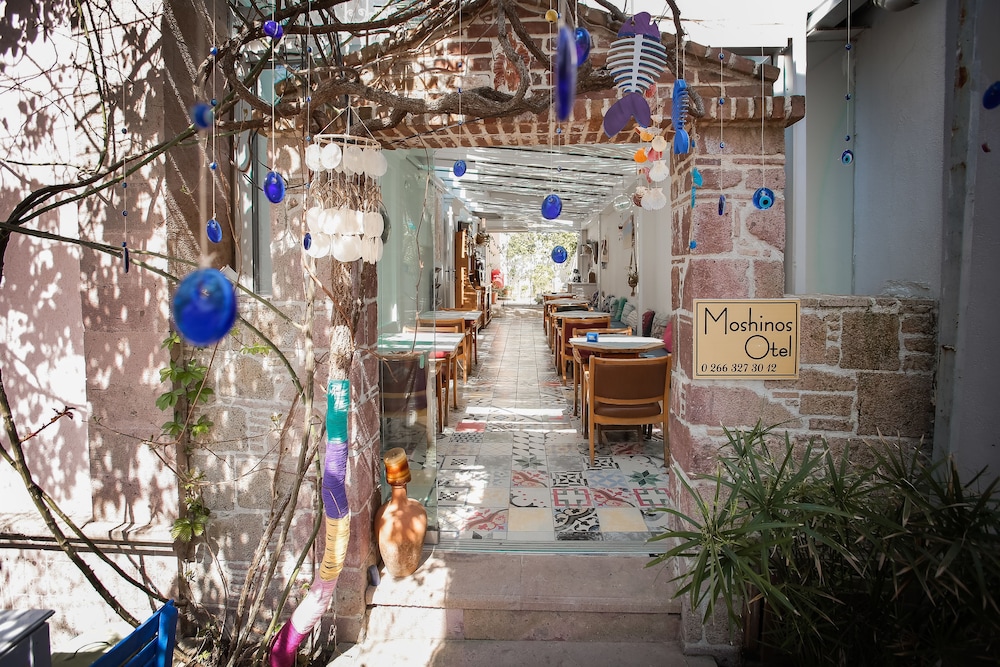 Moshinos Otel - Image 6