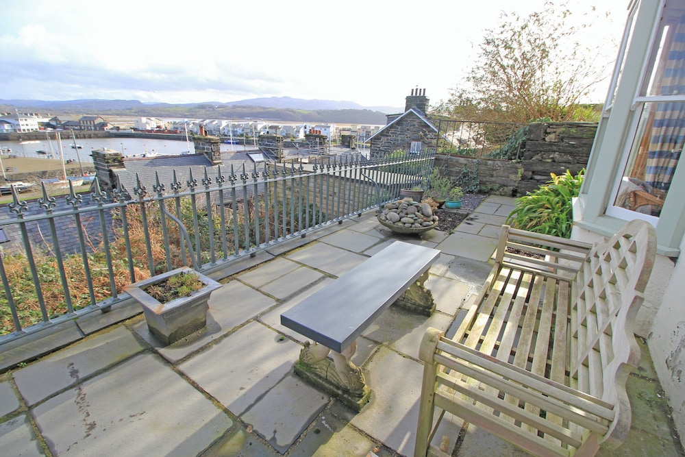 Garth Cottage
