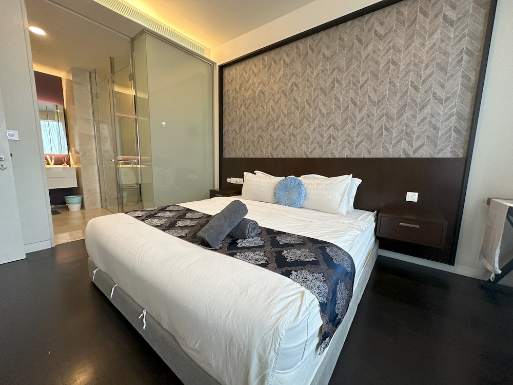 TropicanaThe Residence KLCC By Cozy Stay