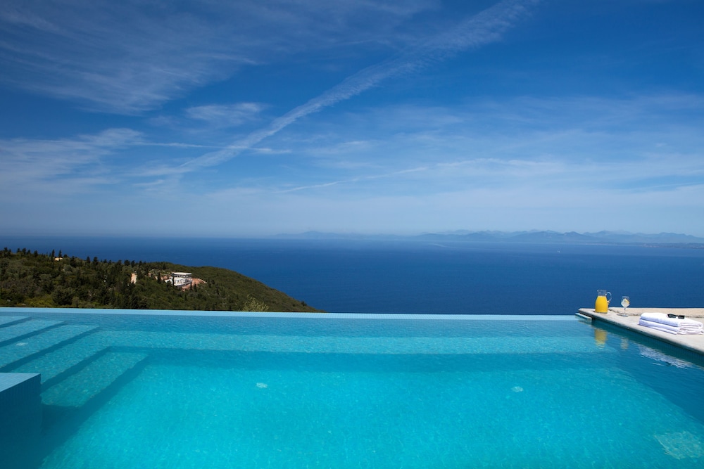 Ionian Horizon Villas