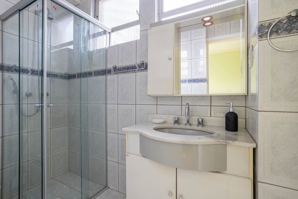 Apartamento c 2 Quartos no Centro Hist Rico
