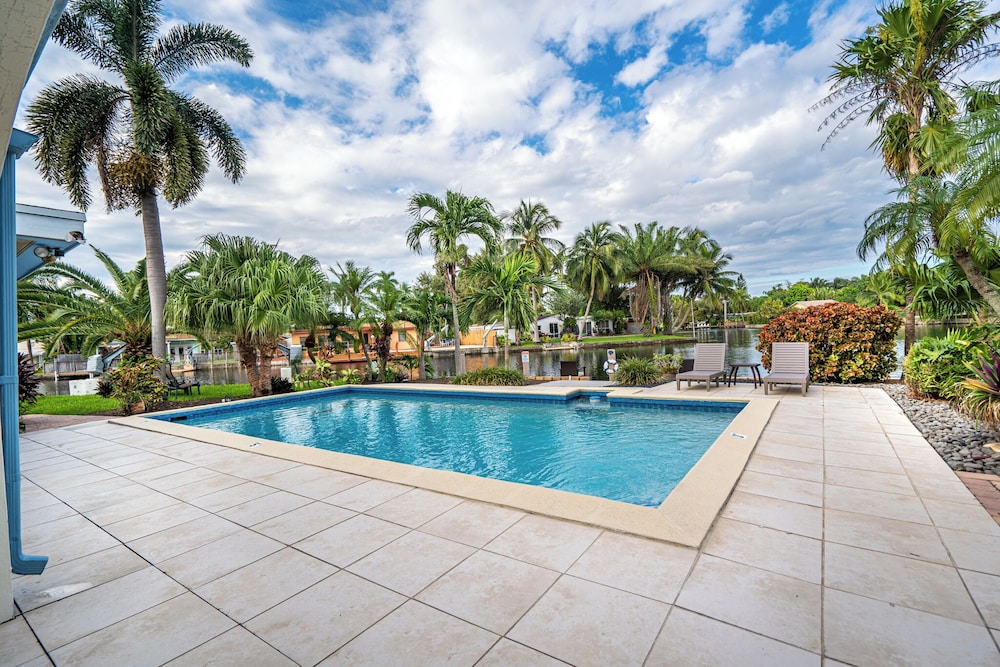 AQUA VILLA