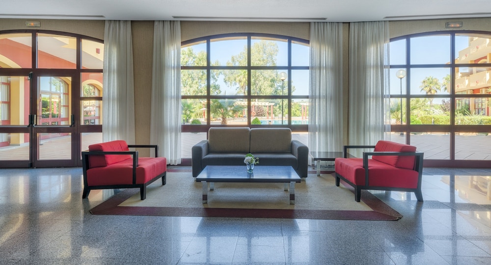 Badajoz Vacations - Hotel ILUNION Golf Badajoz - Property Image 5