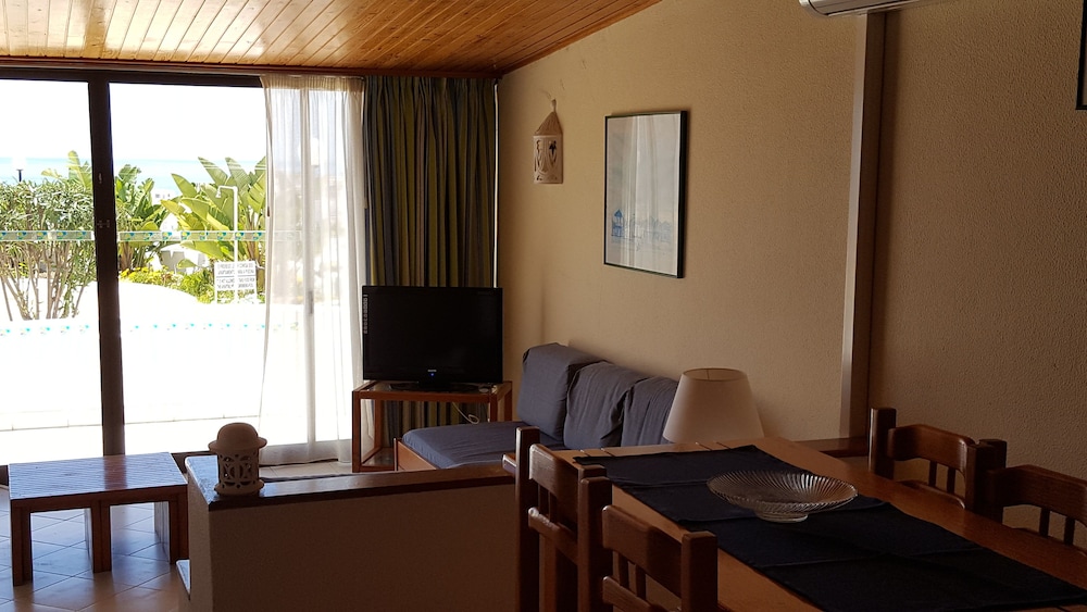Albufeira Sea View Terrace by Rentals in Algarve (21)