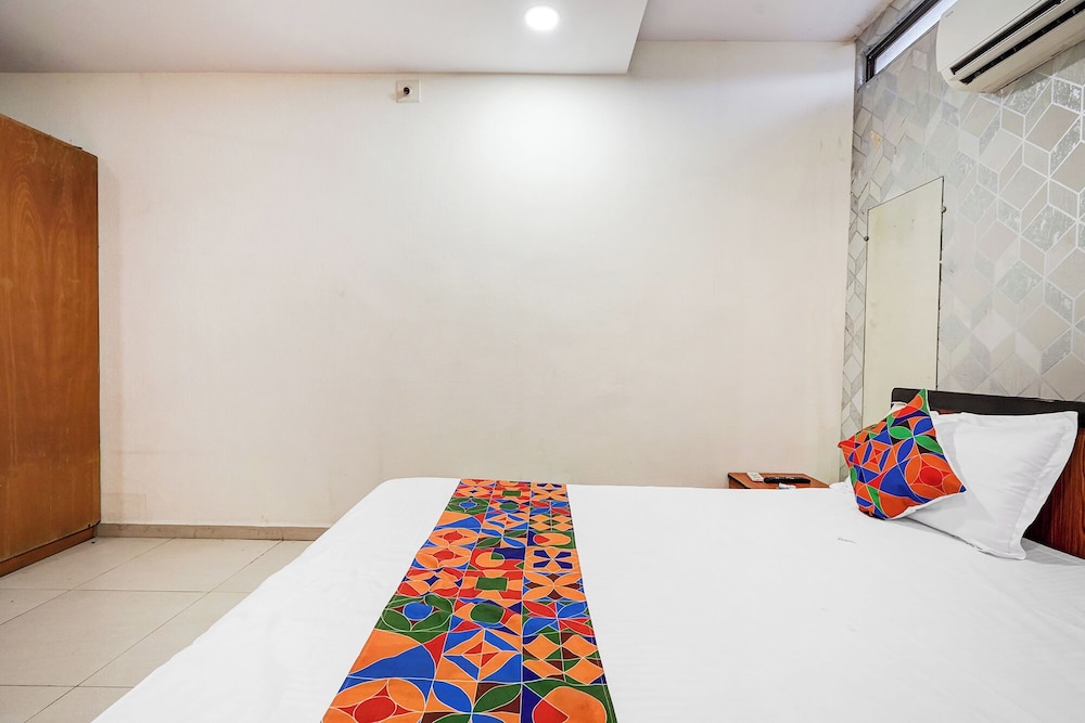 Fabhotel Krishna Inn