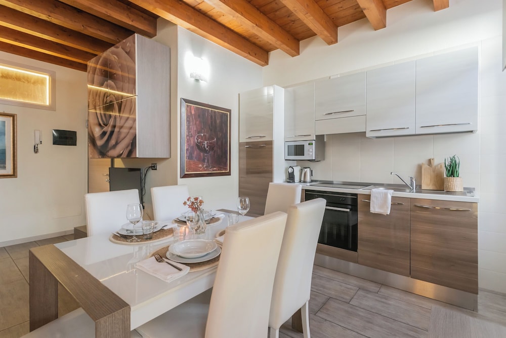 Domus in Como by Rent all Como