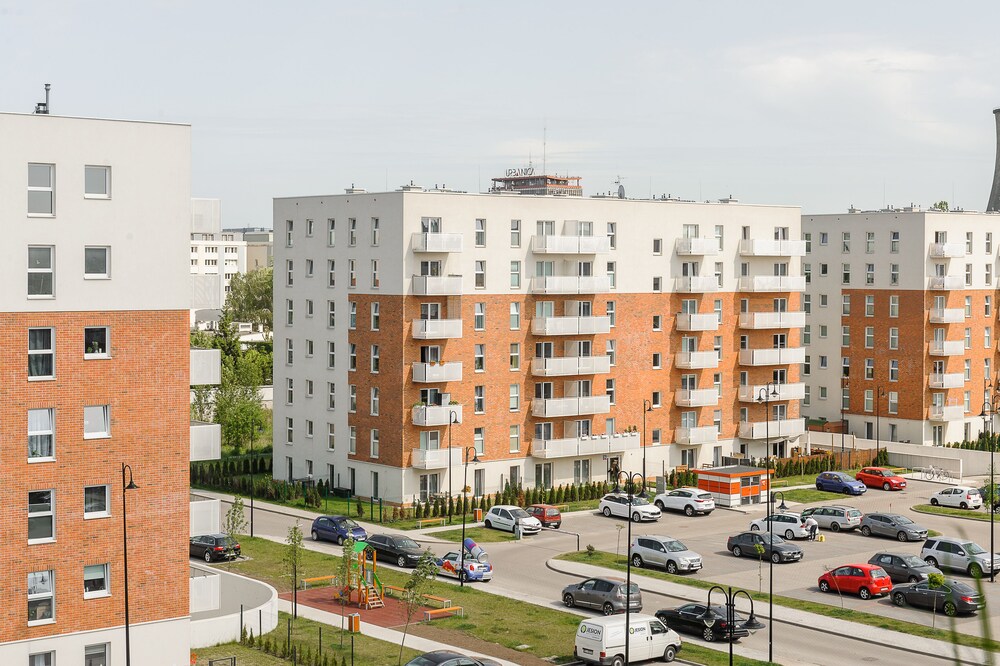 Lumina apart near Michał Klepacz Park view 2