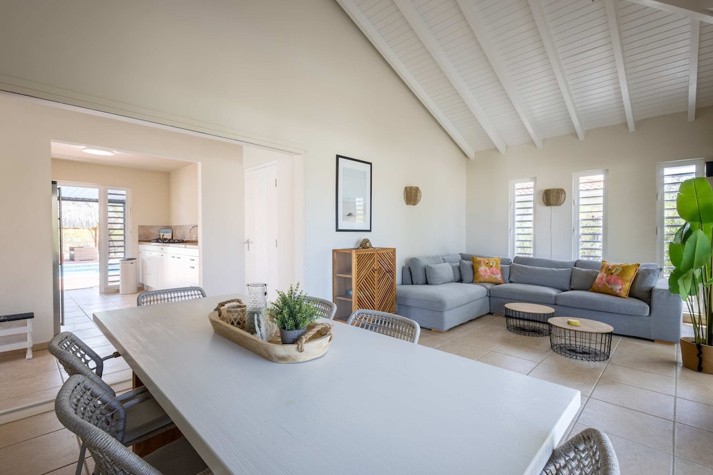 Ser na Private Retreat