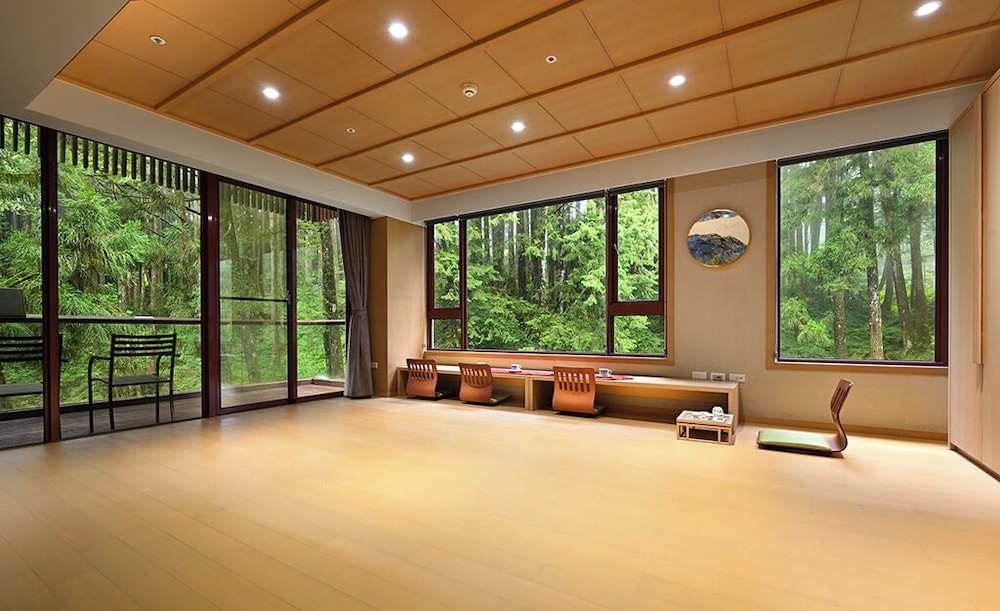 Alishan Hotel 38