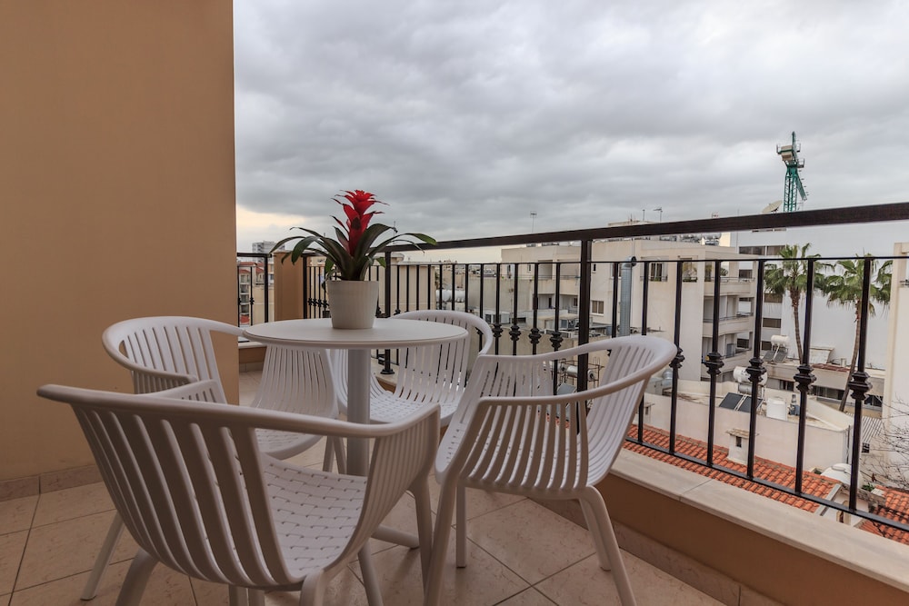 Soho City Apartments view 4