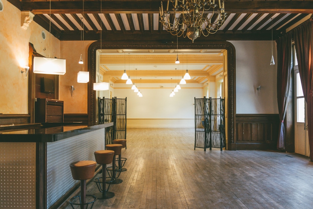 meeting & event spaces