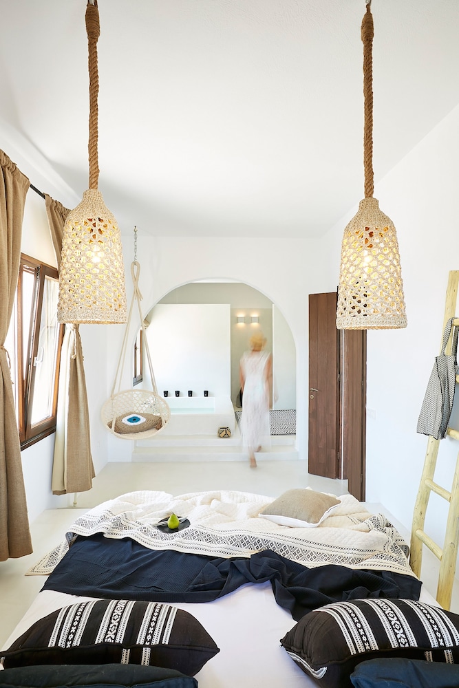 Le Blanc Suite