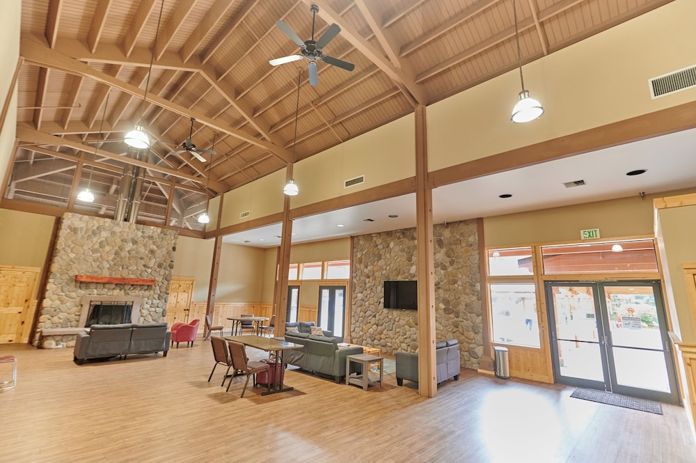 Mt Hood Village RV Resort