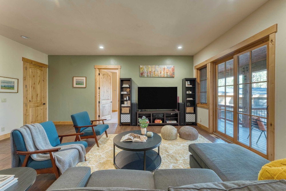 Grays Crossing by Avantstay Stunning 4bdr Cabin
