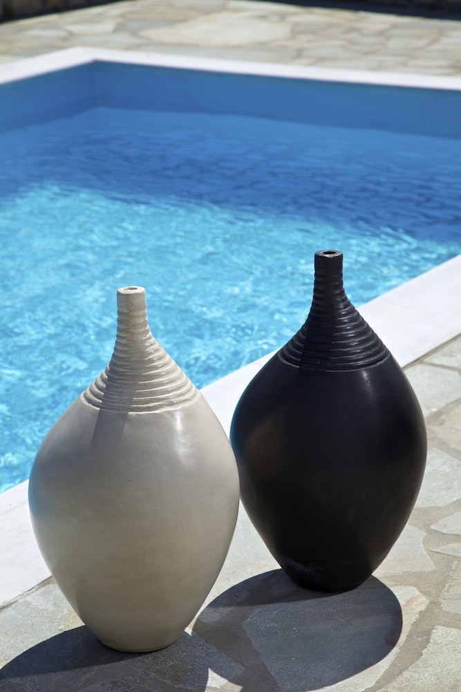 Amalgam Homes Paros