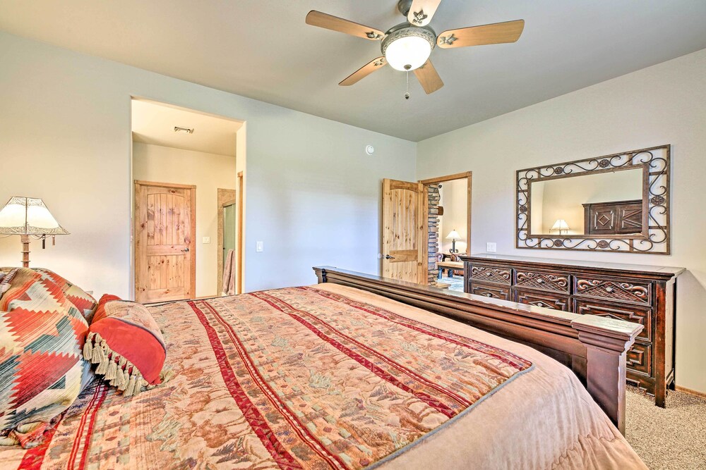 < 1 Mi to Torreon Golf Club: Show Low Condo view 5