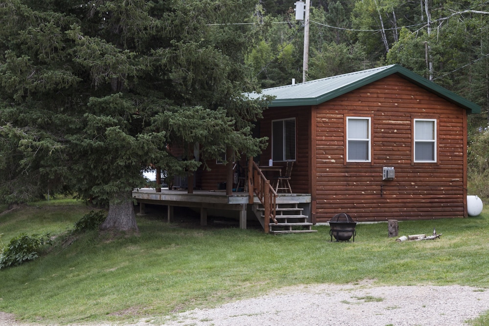 Cole Cabins