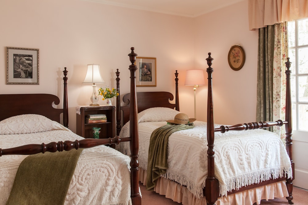 Journey Inn Bed Breakfast - Property Image 4