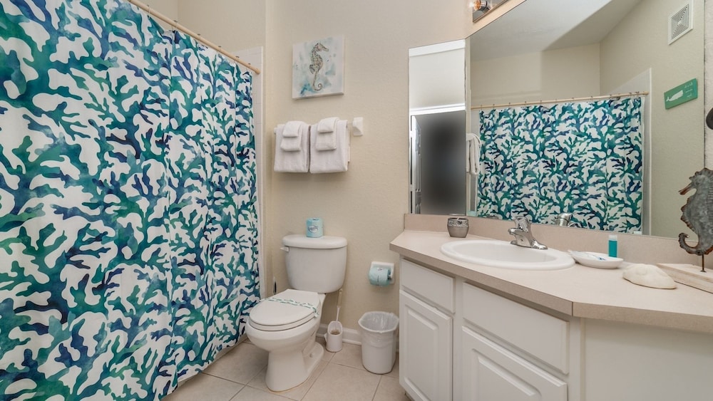 Windsor Hills Resort 3 Bedroom 2nd Floor Condo with Resort Amenity Access 3 Condo